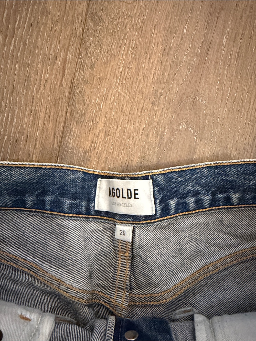 AGOLDE Parker Vintage Cut Off Denim Shorts - Picture 3 of 4